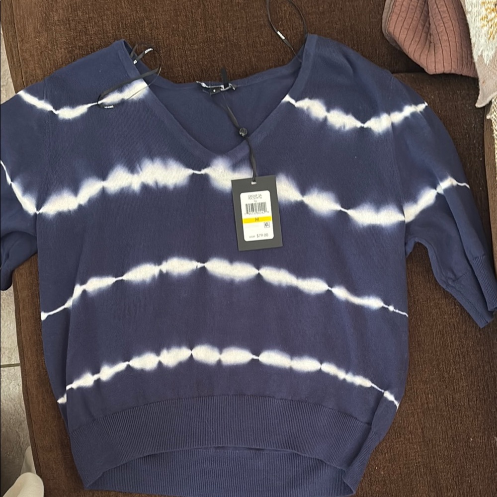 2-DKNY Blue Boxy Short Sleeve shirts